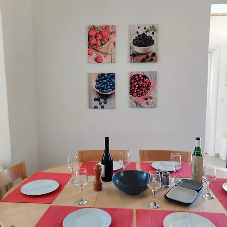 Casa Di Angelica Ferienhaus Soullároi